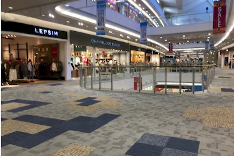 【イオンモール羽生】レプシィム前ブリッジ