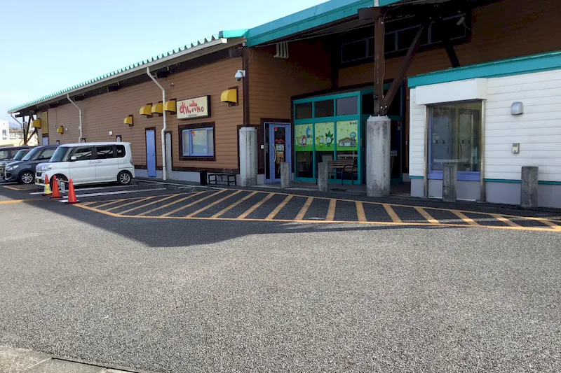 【ダイナム宮崎西都店ゆったり館｜割引キャンペーン実施中】キッチンカー出店やプロモーションイベントに最適なアミューズメント施設のイベントスペース