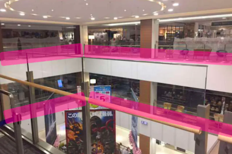【イオンモールKYOTO】モール内広告 吹き抜けガラス
