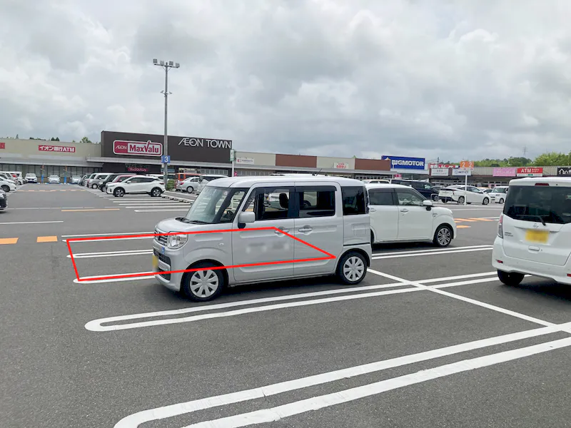 【イオンタウン伊賀上野】キッチンカー等の移動販売に最適なスターバックスコーヒー前にある視認性の良い駐車場スペースの画像4