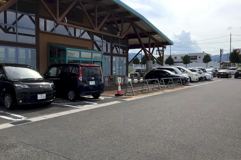 【ダイナム三重芸濃店｜割引キャンペーン実施中】キッチンカーや各種プロモーションイベントに最適なアミューズメント施設のイベントスペース