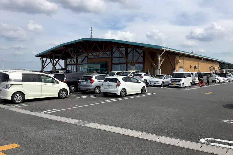 【ダイナム三重芸濃店｜割引キャンペーン実施中】キッチンカーや各種プロモーションイベントに最適なアミューズメント施設のイベントスペース