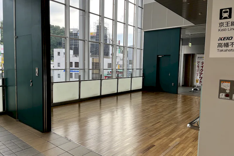 【京王高幡ショッピングセンター】高幡不動駅直結　物販・食物販のポップアップストアやプロモーションに最適な改札付近のイベントスペース