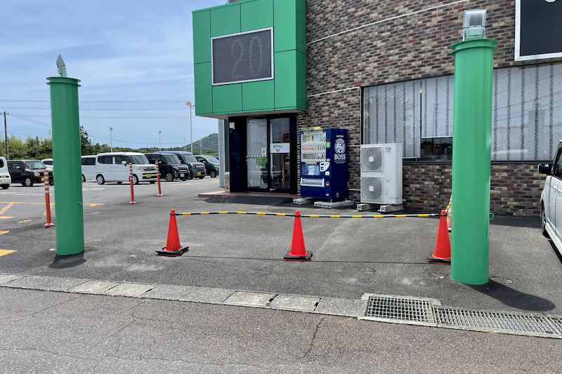 【ダイナム三重志摩北店｜割引キャンペーン実施中】キッチンカーやプロモーションイベントの開催に最適なアミューズメント施設のイベントスペース