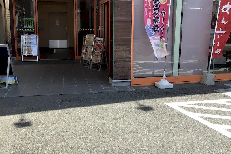 【ダイナム大分中津店ゆったり館｜割引キャンペーン実施中】キッチンカー出店やプロモーションイベントに最適なアミューズメント施設のイベントスペース
