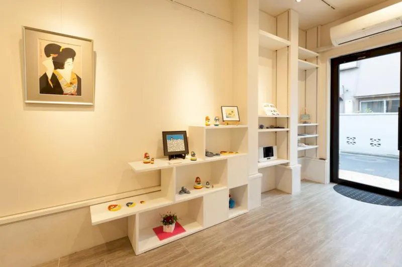 【表参道駅6分】個展や展示会に適した落ち着いたエリアに佇む、明るく上品な雰囲気のあるギャラリー