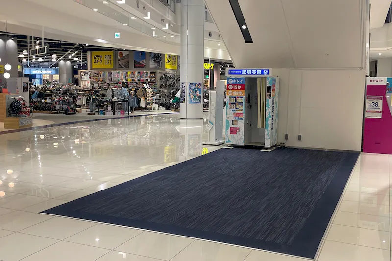 【イオンモール常滑】ハーバーサイドエスカレーター下