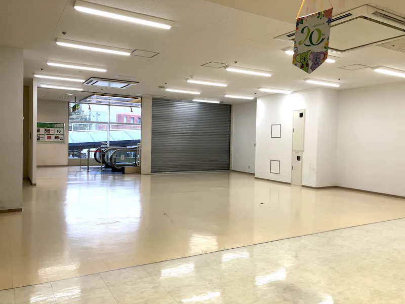 【ユーカリプラザ／ユーカリが丘駅直結】ポップアップやプロモーションに適した地域密着型の商業施設2階マクドナルド前のイベントスペースの画像2