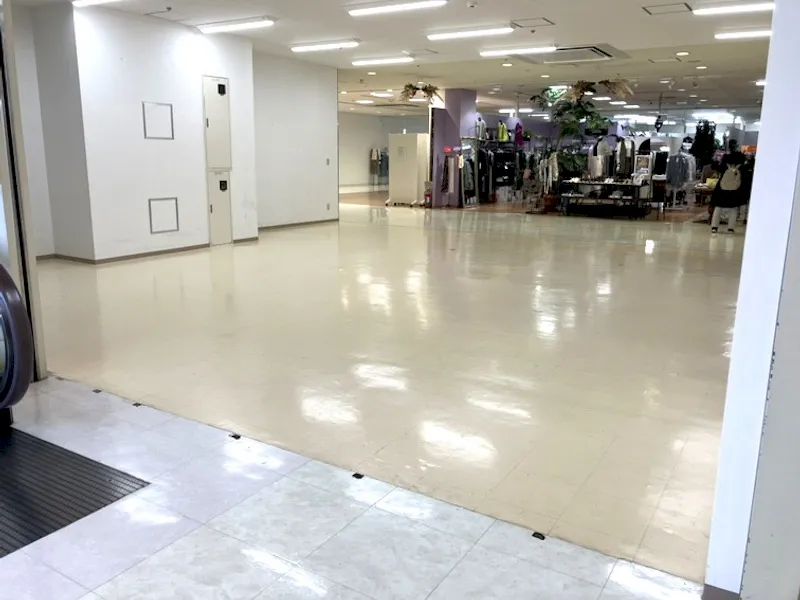 【ユーカリプラザ／ユーカリが丘駅直結】ポップアップやプロモーションに適した地域密着型の商業施設2階マクドナルド前のイベントスペースの画像3
