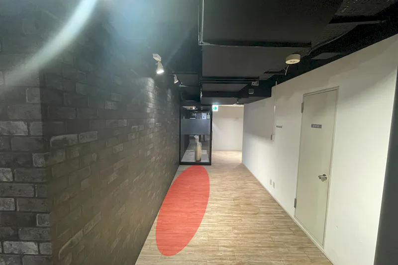 【ピアザ松戸/松戸駅東口直結】喫煙具のプロモーションイベントに最適な駅出口直結の商業施設9階にある喫煙所横のイベントスペース