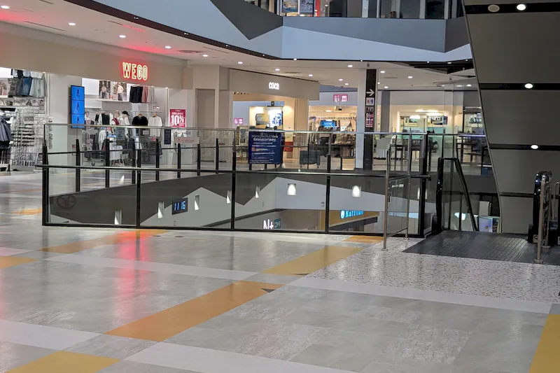 【イオンモール堺鉄砲町】2Fセンターブリッジ