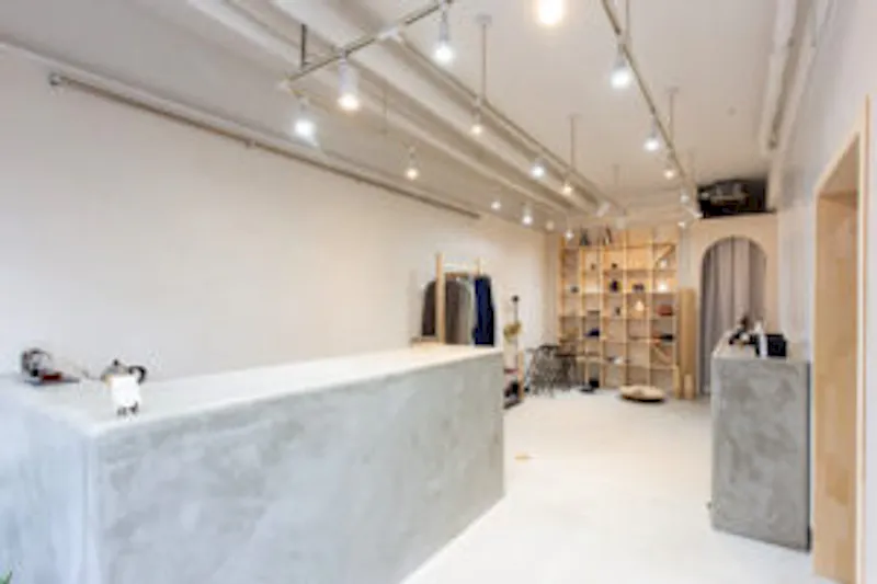 【明治神宮前(原宿)駅2分】ポップアップストアや展示会に適したバーカウンター併設のイベントスペースの画像9