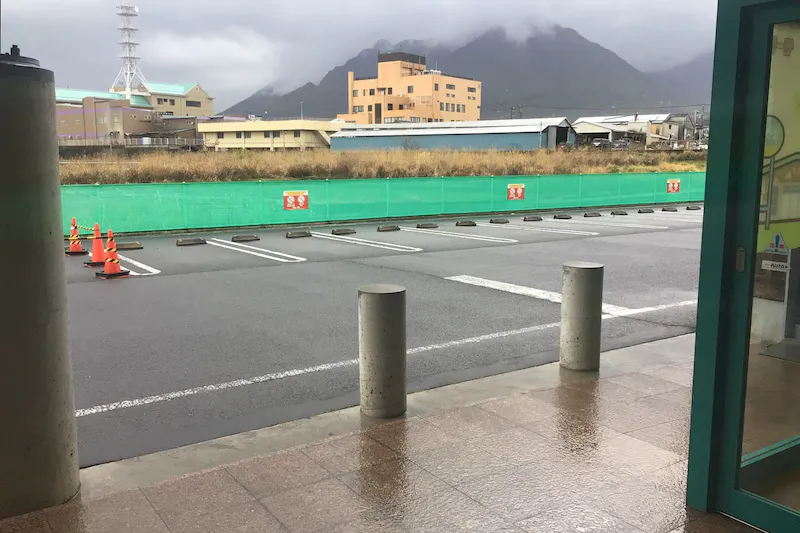 【ダイナム長崎島原店ゆったり館｜割引キャンペーン実施中】キッチンカー出店やプロモーションイベントに最適なアミューズメント施設のイベントスペース