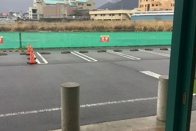 【ダイナム長崎島原店ゆったり館｜割引キャンペーン実施中】キッチンカー出店やプロモーションイベントに最適なアミューズメント施設のイベントスペース