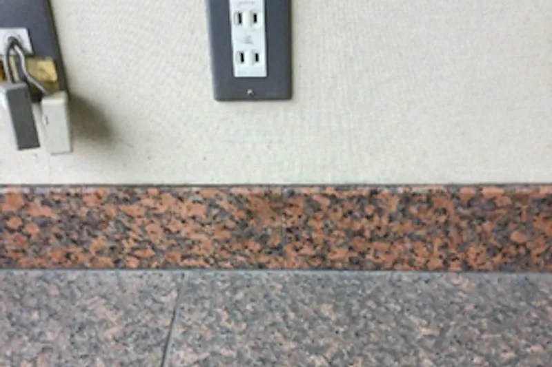 【ダイナム福岡甘木店｜割引キャンペーン実施中】キッチンカー出店やプロモーションイベントに最適なアミューズメント施設のイベントスペース