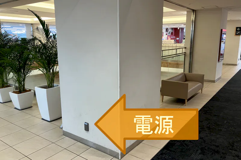 【東急プラザ新長田】「2F 螺旋階段横 」2F中央階段すぐ！ポップアップストアやPRイベントに最適な視認性の高いイベントスペース