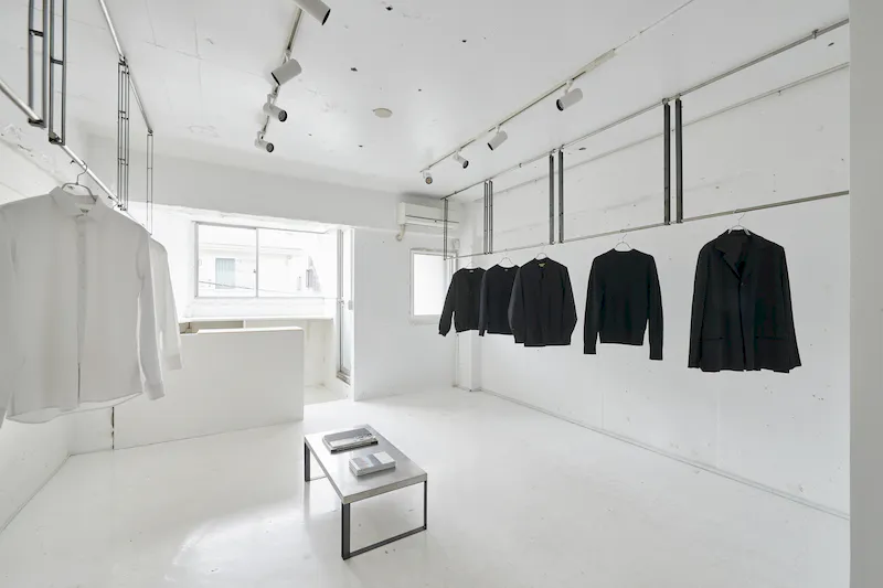 【外苑前駅5分】表参道10分！展示会・ポップアップに最適なホワイトスタジオ(展示什器貸出無料)