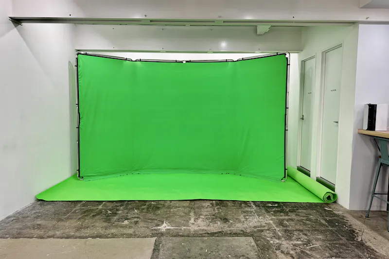 【門前仲町駅4分｜1F路面】カフェカウンター併設。ポップアップショップ、撮影、展示会、ギャラリー、セミナー、ワークショップ、オフ会等、多用途でご使用頂けます。