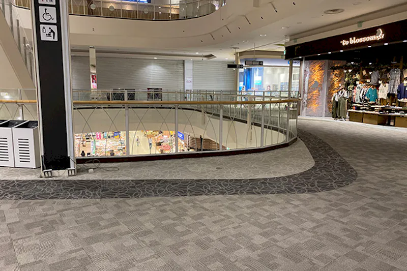 【イオンモール高崎】専門店街2F 南エスカ前S
