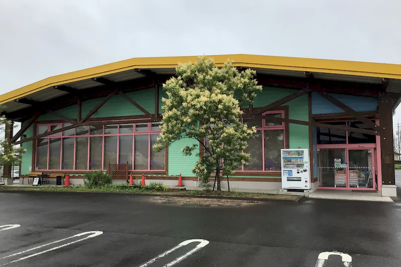 【ダイナム岡山真備店ゆったり館｜割引キャンペーン実施中】キッチンカーやプロモーションに最適なアミューズメント施設のイベントスペース