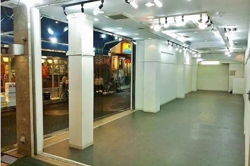 【新小岩駅3分】新小岩ルミエール商店街にある路面の貸店舗①