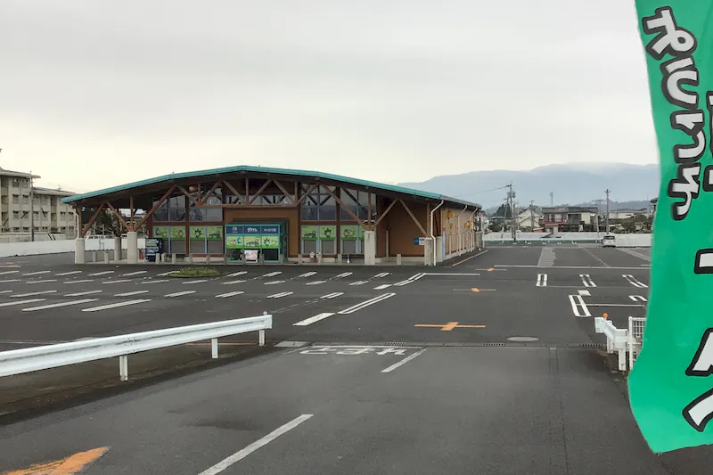 【ダイナム宮崎高鍋店ゆったり館｜割引キャンペーン実施中】キッチンカー出店やプロモーションイベントに最適なアミューズメント施設のイベントスペース