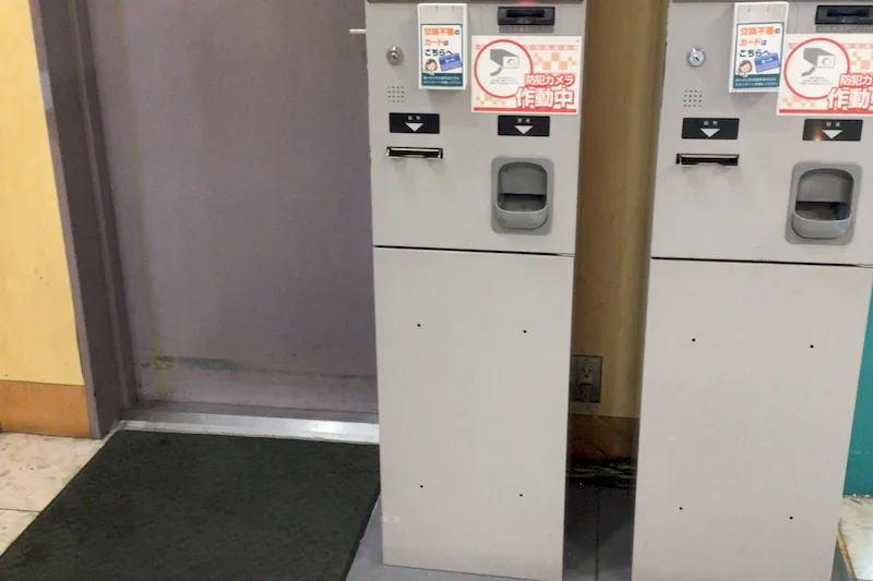 【ダイナム宮崎高鍋店ゆったり館｜割引キャンペーン実施中】キッチンカー出店やプロモーションイベントに最適なアミューズメント施設のイベントスペース