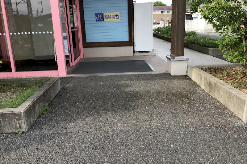 【ダイナム奈良桜井店ゆったり館｜割引キャンペーン実施中】キッチンカーや各種プロモーションイベントに最適なアミューズメント施設のイベントスペース