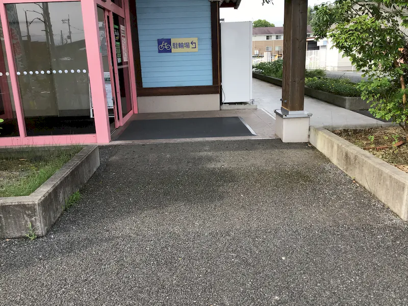 【ダイナム奈良桜井店ゆったり館｜割引キャンペーン実施中】キッチンカーや各種プロモーションイベントに最適なアミューズメント施設のイベントスペースの画像2