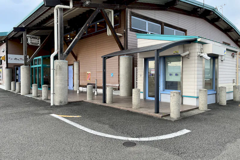 【ダイナム徳島鴨島店ゆったり館｜割引キャンペーン実施中】キッチンカーに最適なアミューズメント施設のイベントスペース