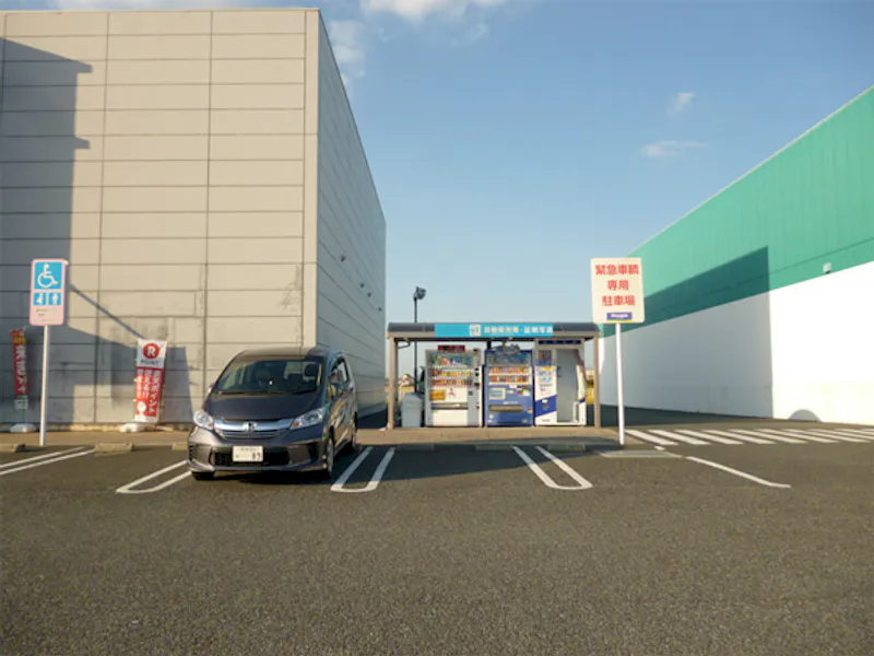 【フレスポ桜井】販促・物販イベント出店に適したセカンドストリート横屋外スペースの画像2
