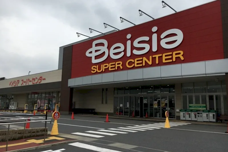 【ベイシア 千葉ニュータウン店】店頭駐車場スペース　販促プロモーションに最適な屋外催事イベントスペース