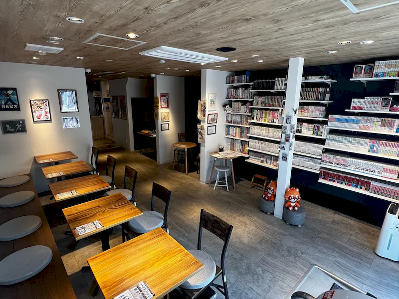 １階Book＆Cafe