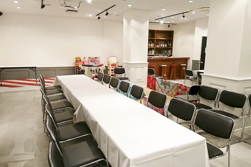 【明治神宮前(原宿)駅1分】ラフォーレ原宿裏通りの好立地！展示会、ポップアップ、チェキ会、控室などに最適です。