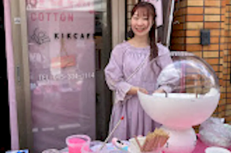 【保土ヶ谷駅2分】コミニュティカフェの軒下のイベントスペース