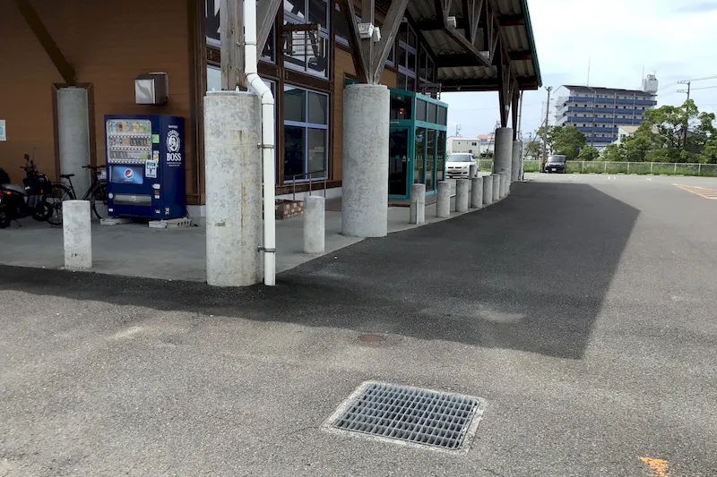 【ダイナム鳴門店ゆったり館｜割引キャンペーン実施中】キッチンカーやプロモーションに最適なアミューズメント施設のイベントスペース