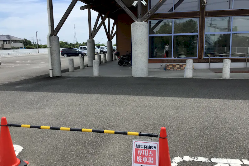 【ダイナム鳴門店ゆったり館｜割引キャンペーン実施中】キッチンカーやプロモーションに最適なアミューズメント施設のイベントスペース