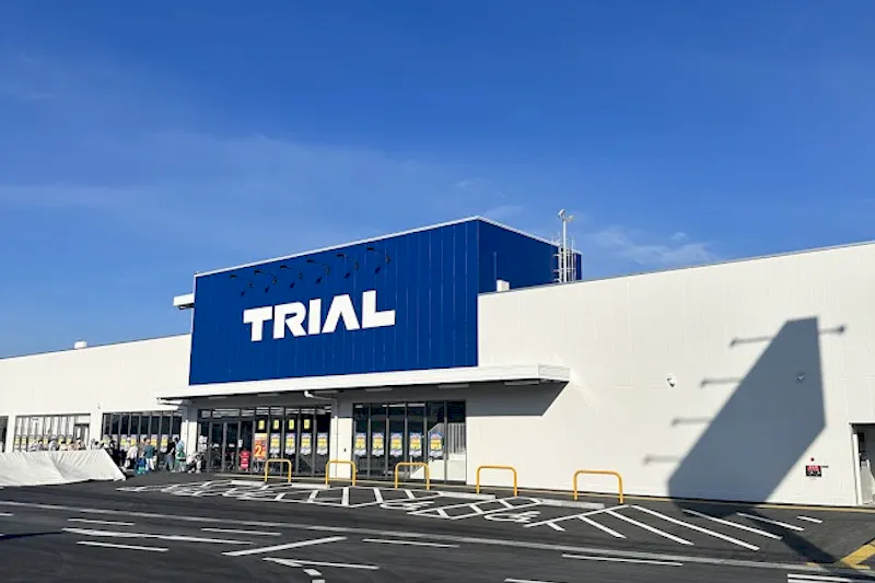 【スーパーセンタートライアル古賀花見店】食物販やPR活動に最適な店内「1Fエレベーター前　スペース」※NG業種有
