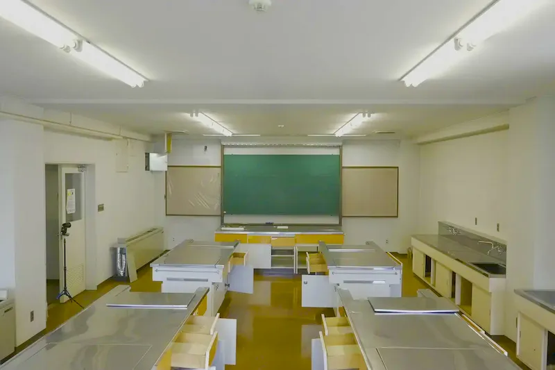 【飯田橋駅2分】撮影やイベントに最適な学校跡地のレンタルスペース（調理室3F）