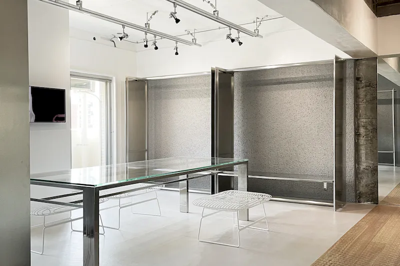【表参道】 アパレル、 家具、プロダクト、アートの展示会・プレスルーム、撮影  クリエイティブスタジオ監修スペース