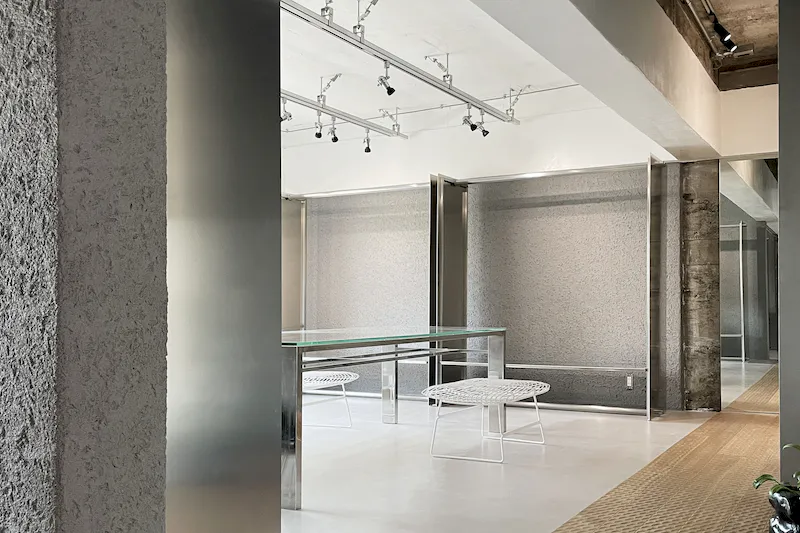 【表参道】 アパレル、 家具、プロダクト、アートの展示会・プレスルーム、撮影  クリエイティブスタジオ監修スペース