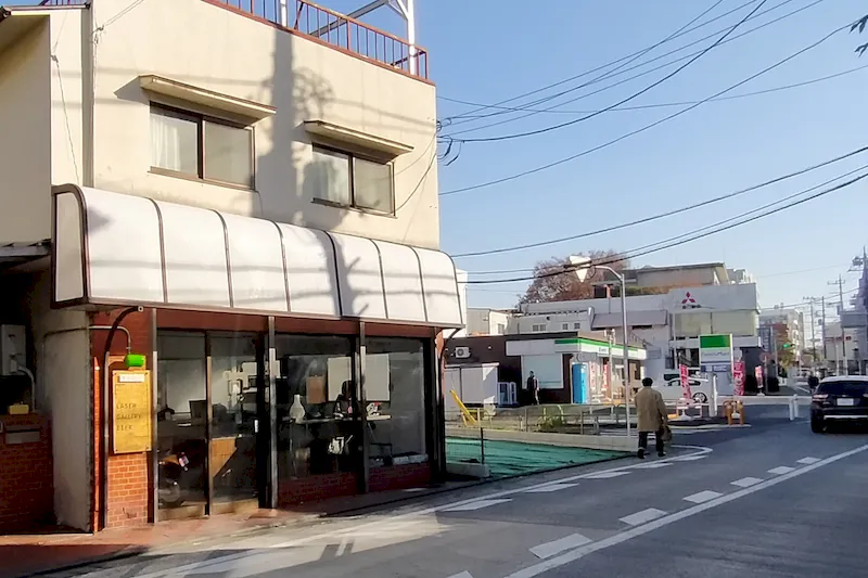 【千歳烏山駅10分】イラスト展示や小物アクセサリーなどのポップアップに最適な住宅街の間に佇むギャラリー＆バーイベントスペース