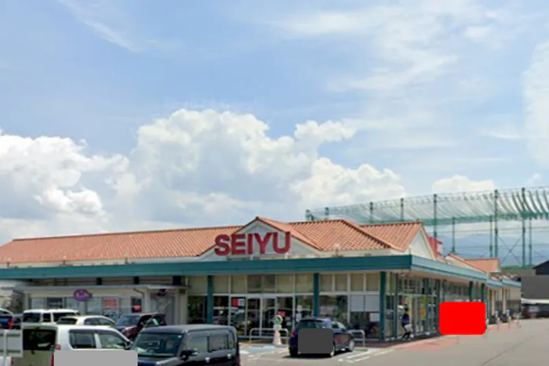 【西友　上田東店】外区画 入口付近 (軒下・屋根なし)　キッチンカーや移動販売など、物販・食物販のポップアップストアに最適なスーパー店外催事イベントスペース