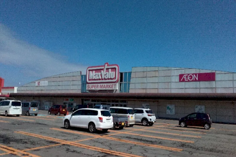 【マックスバリュ西馬音内店】駐車場② 販促プロモーションや物販に最適なスーパー店外催事イベントスペース