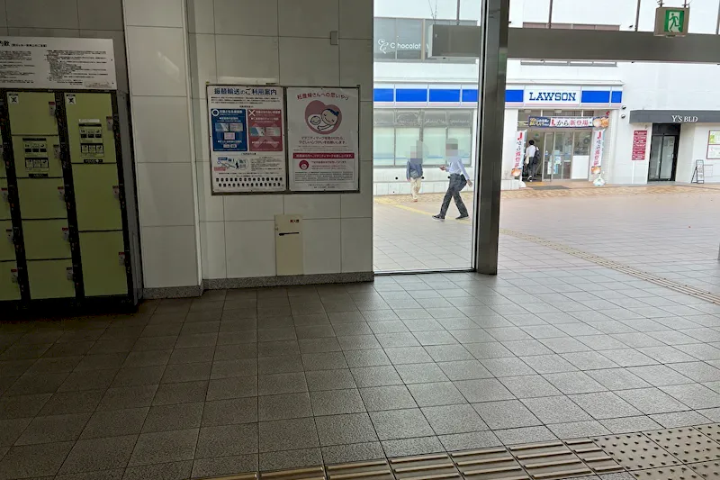 【横浜市営地下鉄グリーンライン都筑ふれあいの丘駅】食物販やプロモーションに最適な改札正面スペース