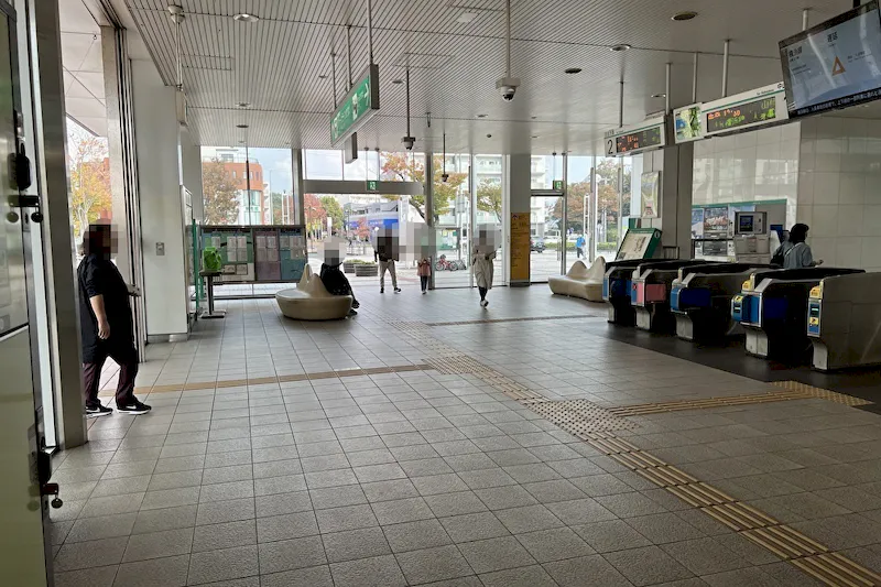 【横浜市営地下鉄グリーンライン都筑ふれあいの丘駅】食物販やプロモーションに最適な改札正面スペース