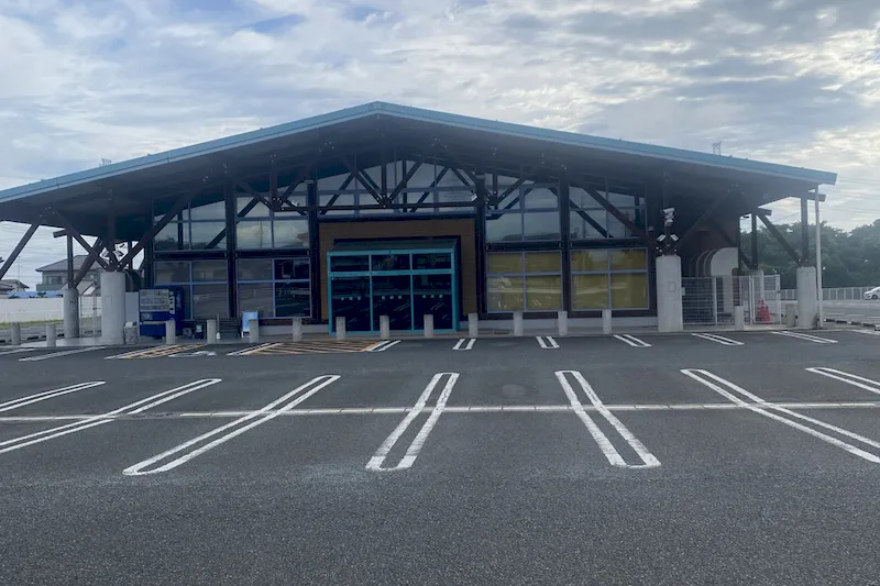 【ダイナム岡部店｜割引キャンペーン実施中】キッチンカー出店やプロモーションイベントに最適なアミューズメント施設のイベントスペース