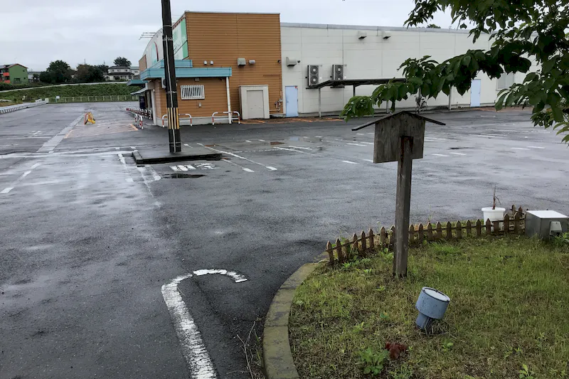 【ダイナム群馬大胡店ゆったり館｜割引キャンペーン実施中】キッチンカー出店やプロモーションイベントに最適なアミューズメント施設のイベントスペース