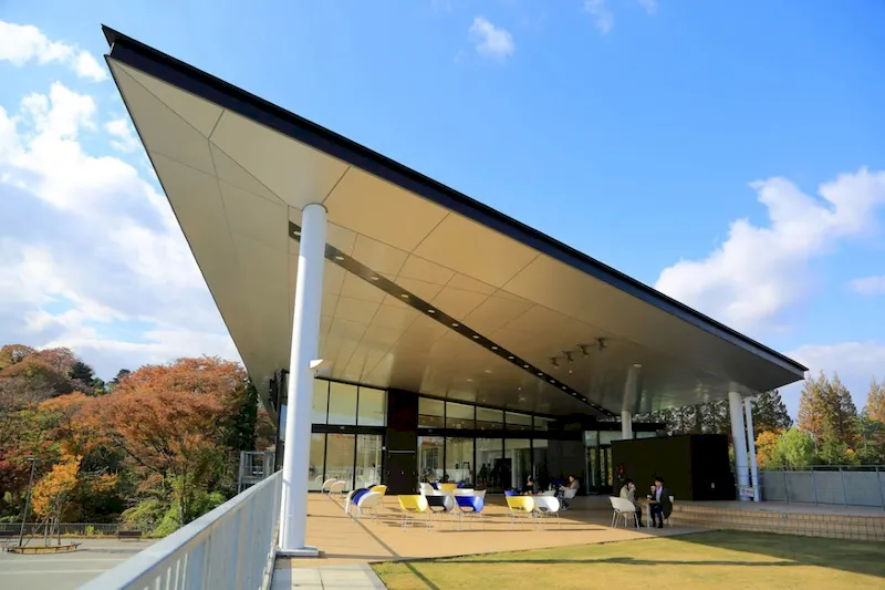 【国際センター駅0分】ポップアップストアやプロモーションイベントに適した開放的なイベントスペース(屋外テラス)