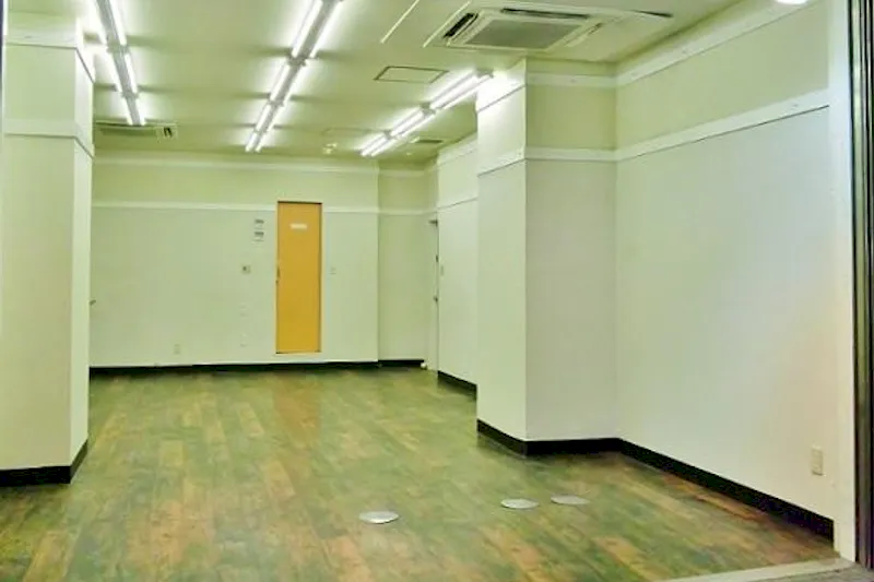 【新大久保駅1分】ポップアップストアや催事に適したグルメと買物の街にある路面の貸店舗②